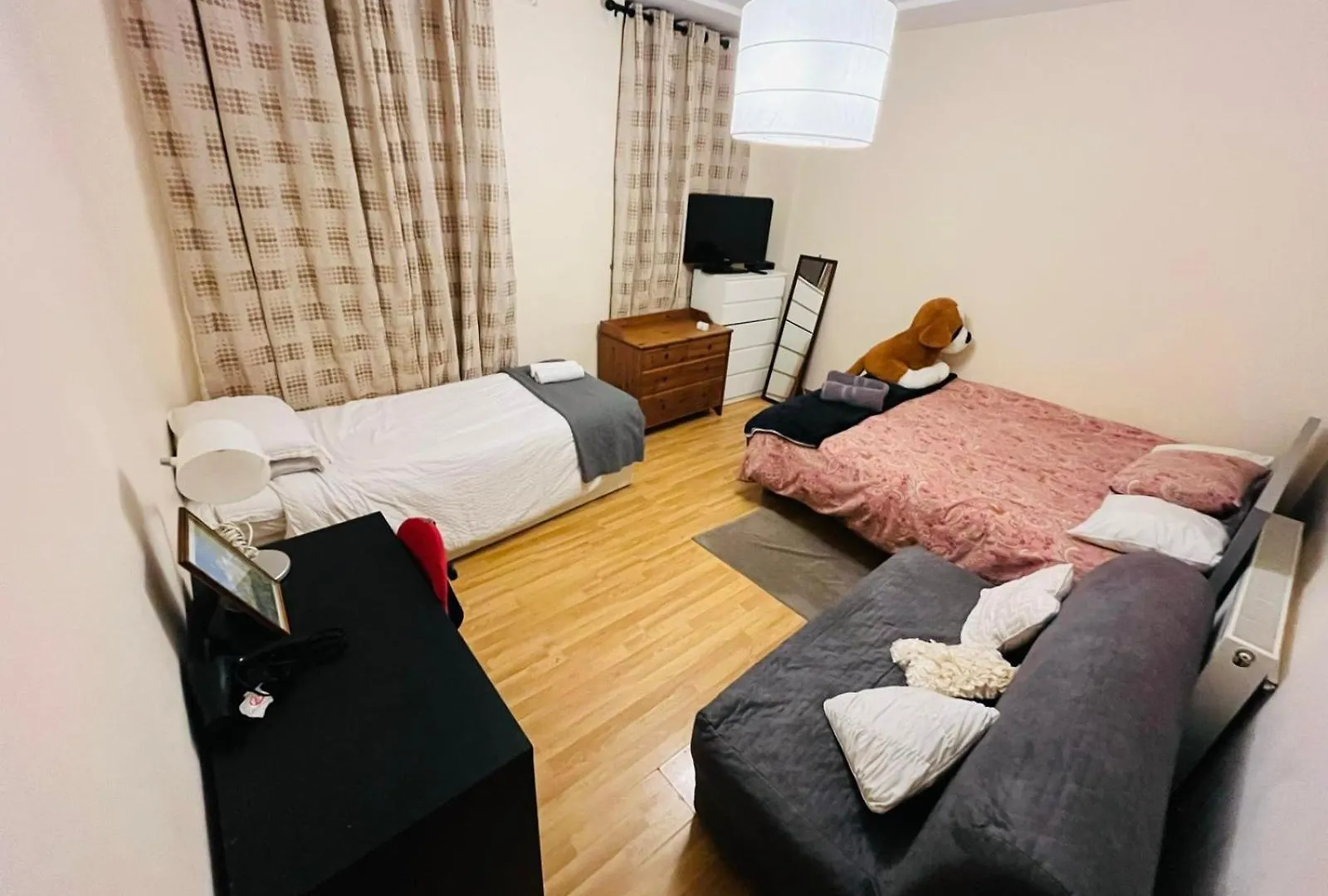 Habitacion Cuadruple Dublin 0*,  Irlanda